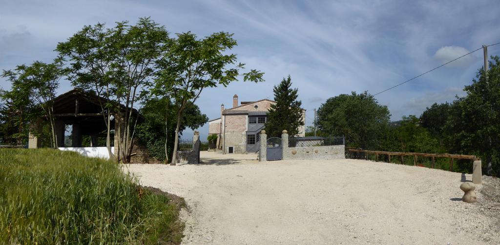 Pietre Di Fiume Villa Apice Exterior photo
